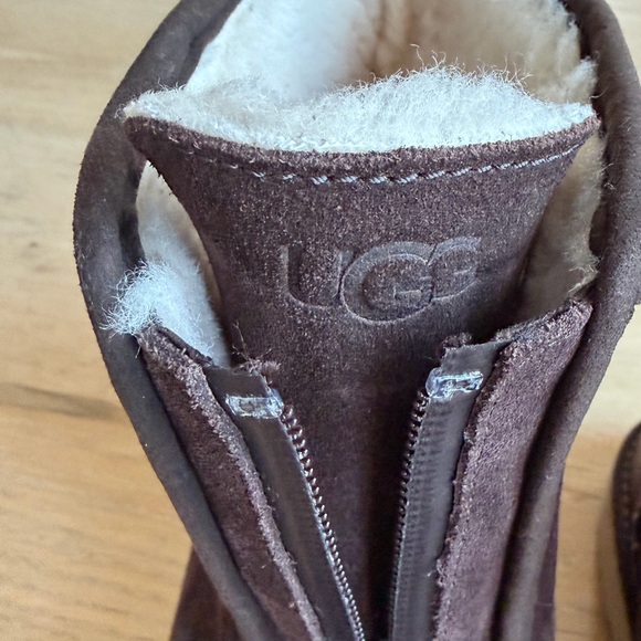 UGG Classic Short Front Zip Waterproof Brown Boots - Picture 12 of 13